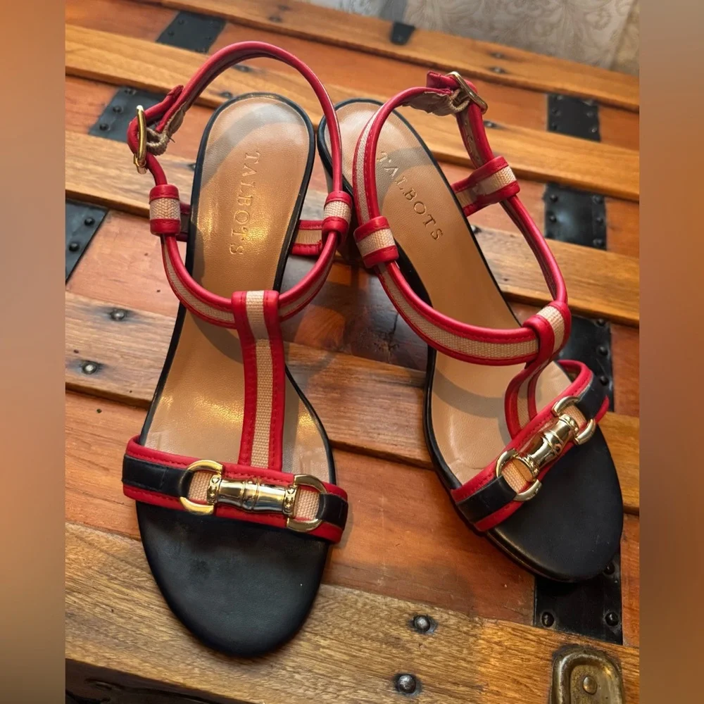 Talbots Women's Red and Navy Sandals - Picture 3 of 8